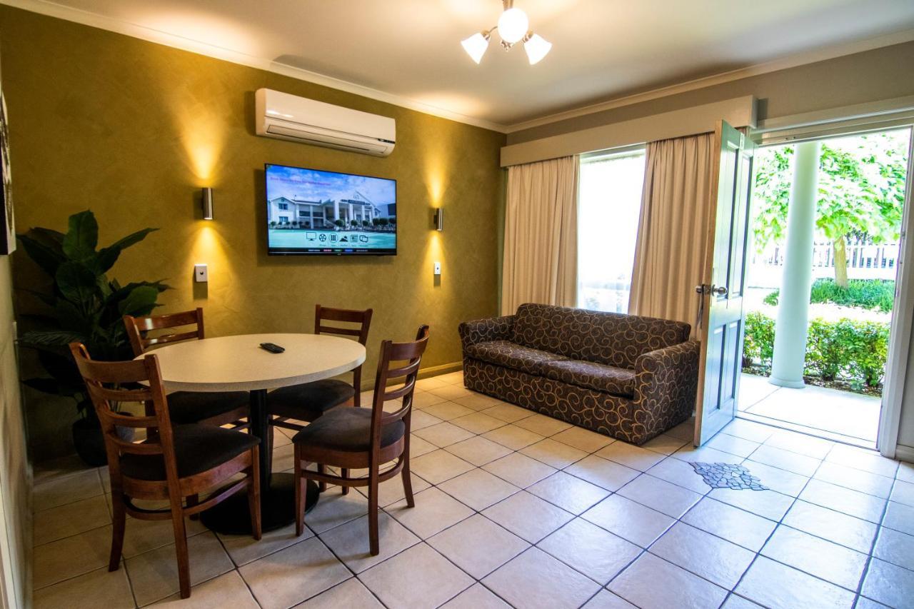 Albury Georgian Motel & Suites Extérieur photo
