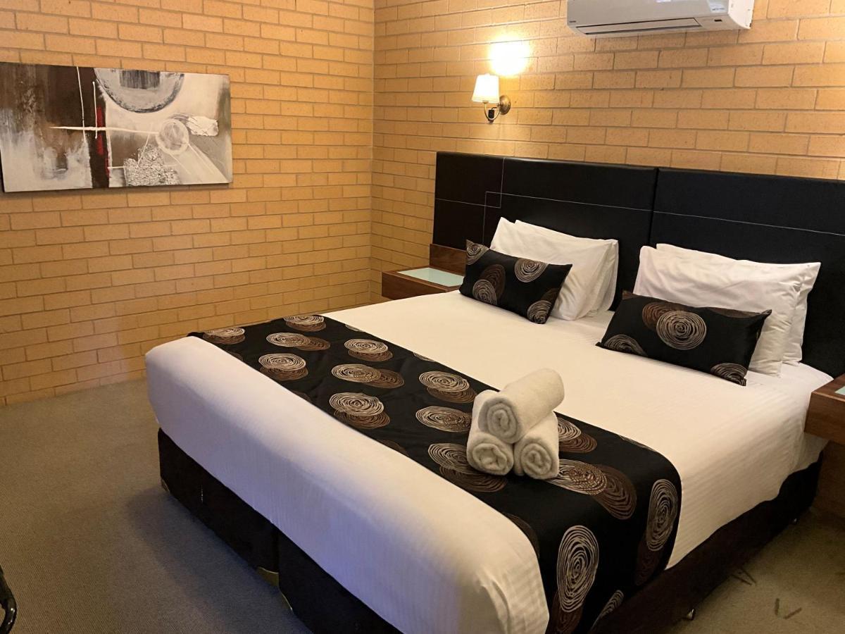 Albury Georgian Motel & Suites Extérieur photo